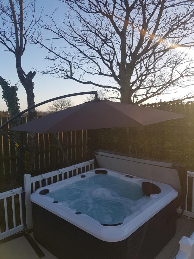 Hillingworth'S Hot Tub Retreat - St Cyrus Villa Garvock Exterior photo